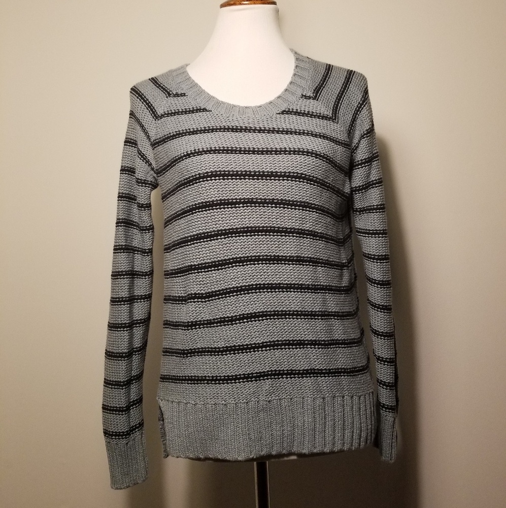 Abercrombie & Fitch Sweater